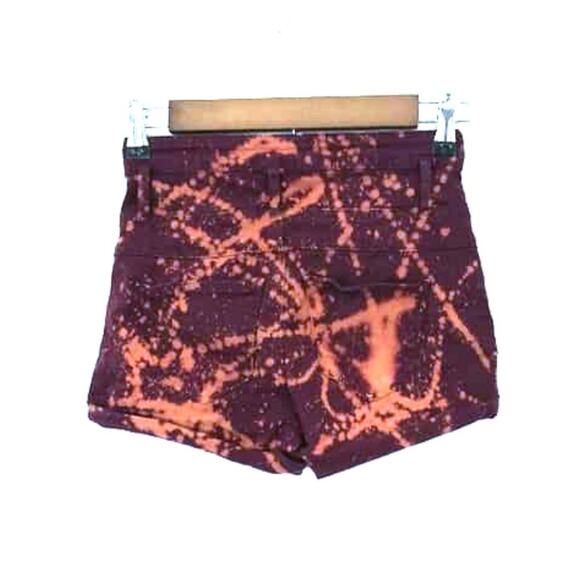 Custom Upcycled Cranberry Bleach Splattered Cuffed Jean Shorts Festival Sz 24 - Picture 2 of 5